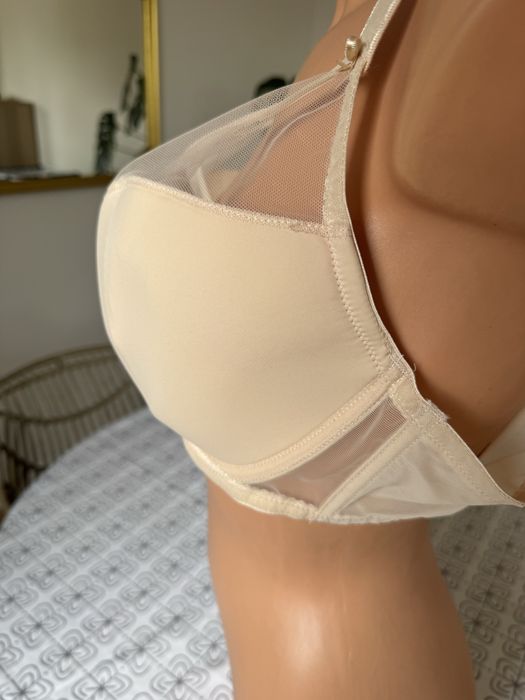 100 E nowy bezwy stanik Gorteks