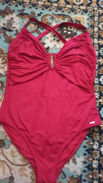 Слитные купальники жен р 48,50-52