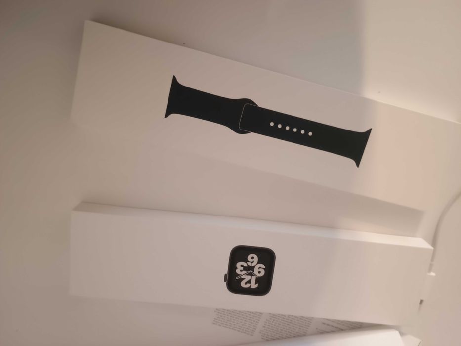 Apple Watch SE (1. generacji) 44mm