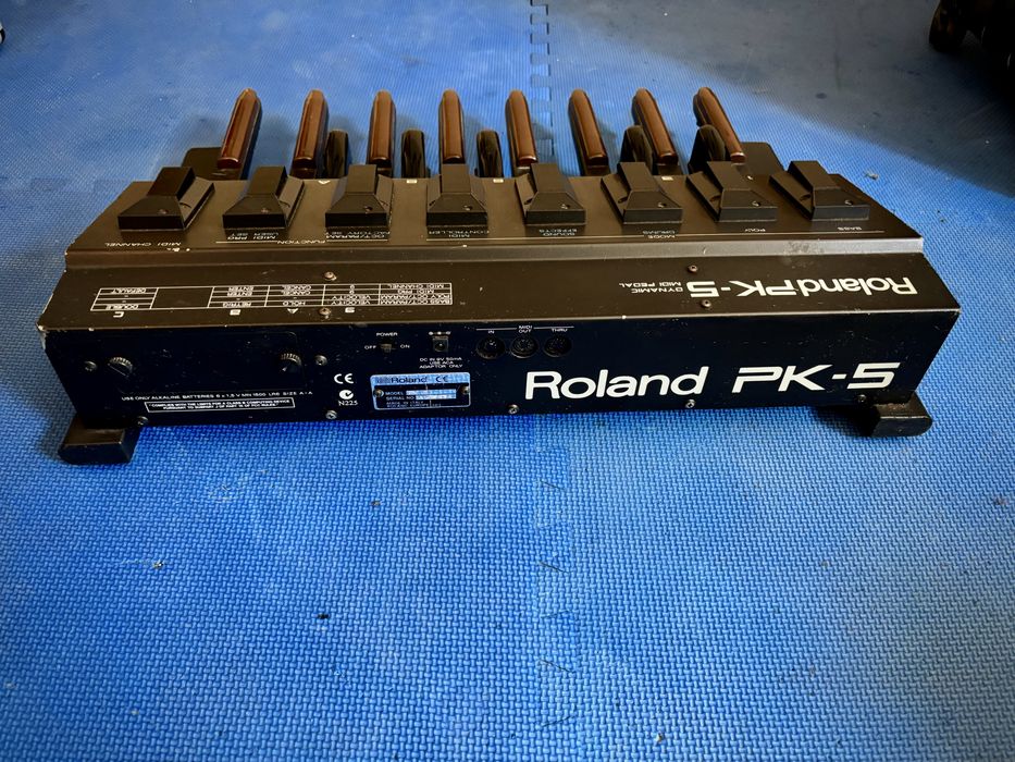 Roland pk5 midi bass pedal