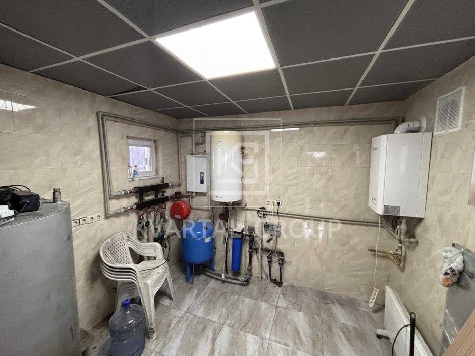 Продаж шикарного 2 поверхового будинку з ремонтом