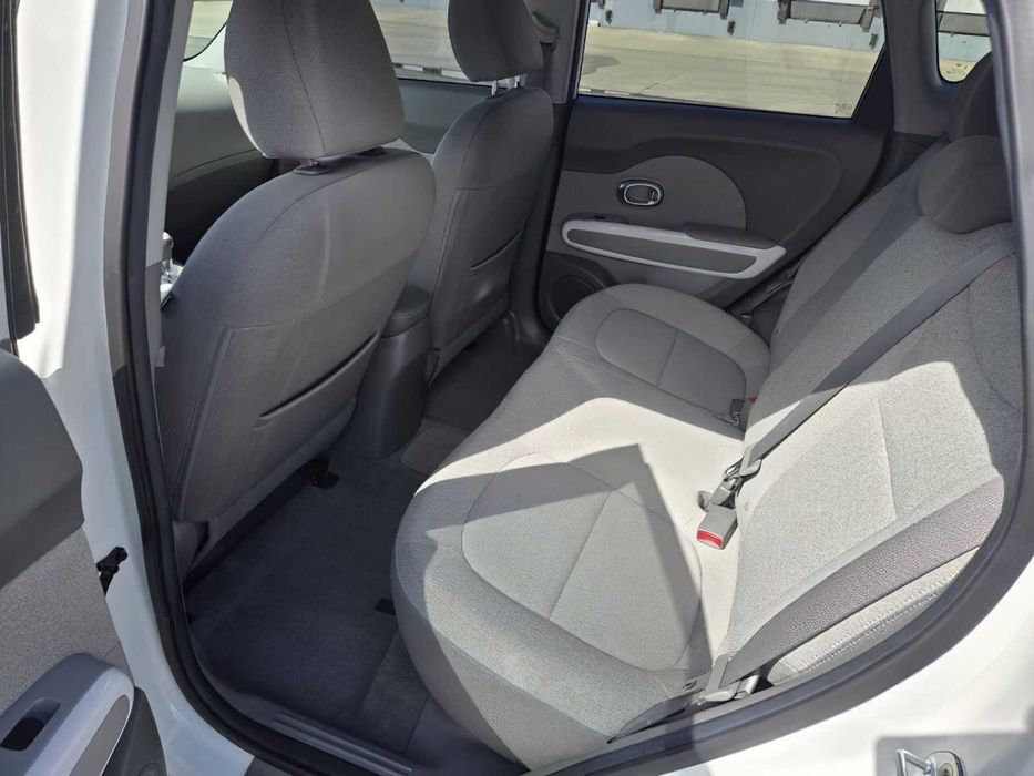 Kia Soul EV+      2015