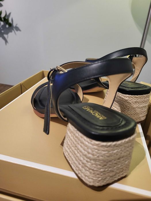 Sapatos Novos Mikel kors n38