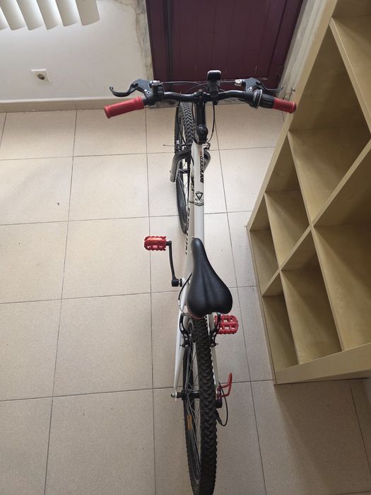 Bicicleta de montanha criança