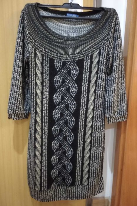 Vestido malha outono/inverno com padrão Berskha/Como Novo(com portes)