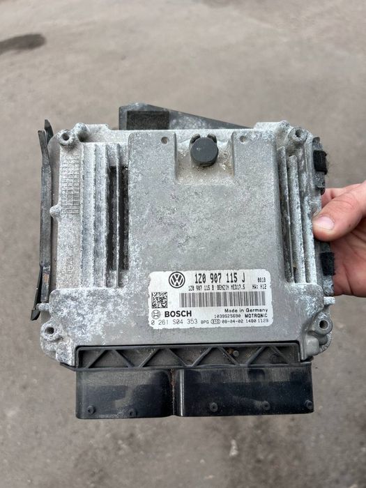 Блок керування двигуном 1.8 TSI BZB Skoda Octavia A5, Superb B6 1Z0 907 115 J
