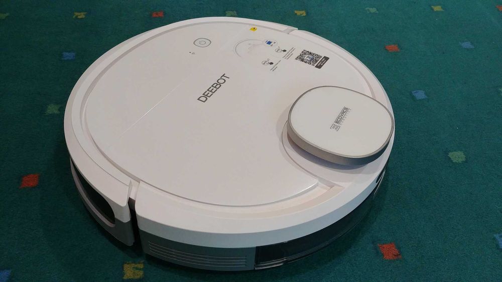 Робот-пылесос моющий Ecovacs DEEBOT OZMO 900