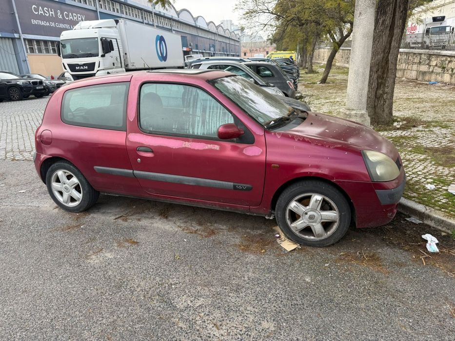 Vendo Renault clio