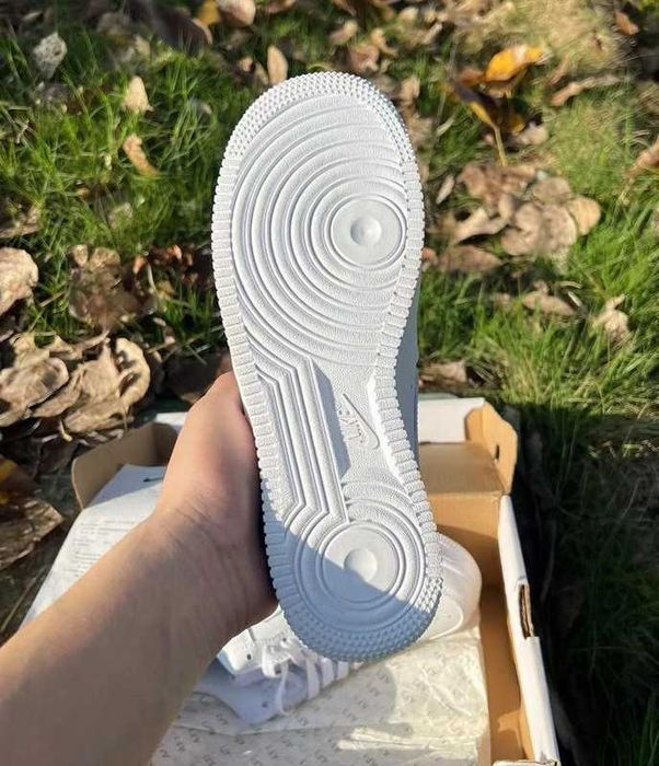 Nike Air Force One 1 '07 Low EU 42