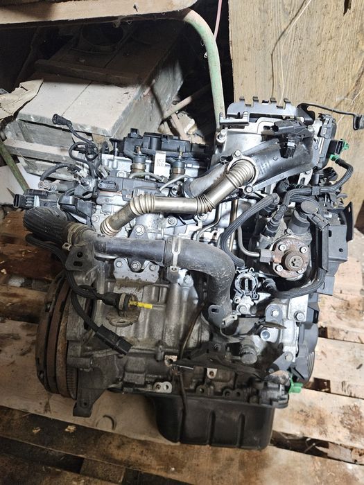Мотор двигун 1.6 hdi Peugeot Citroen mazda ford евро 6