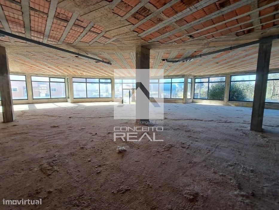 Shop in Madalena with an area of 607 m² – Vila Nova de Gaia