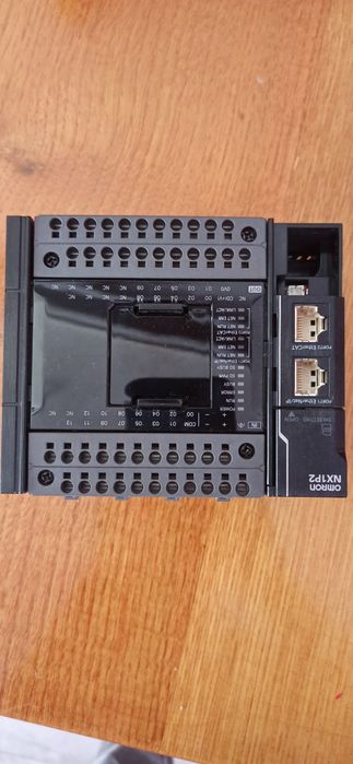 PLC OMRON Autómato NX1P2   9024DT1