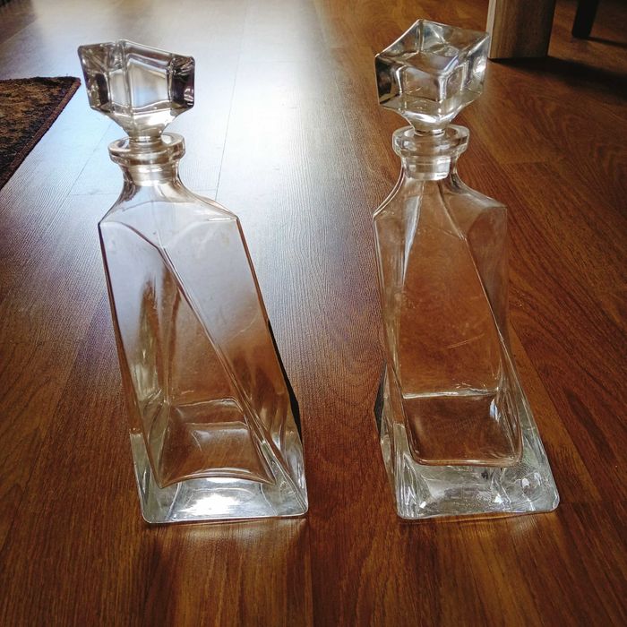 Conjunto de 2 Jarras para licores/ whisky