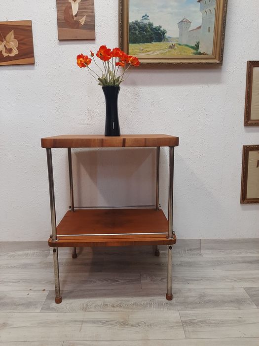 Stolik po renowacji vintage