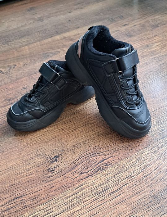 Buty sportowe rozm. 32