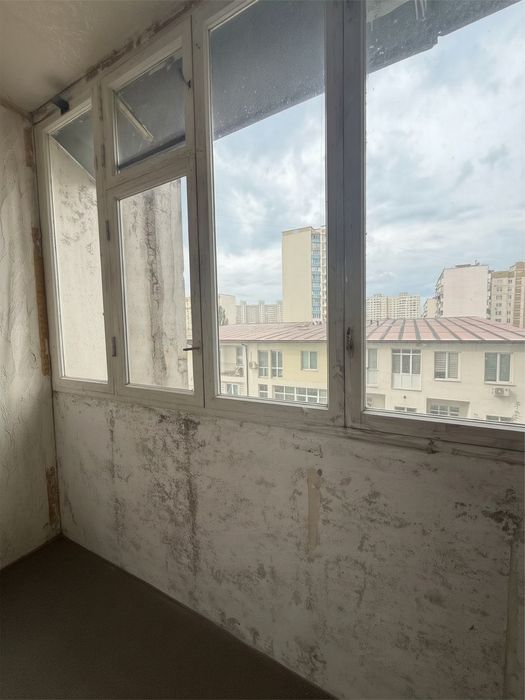 БЕЗ КОМІСІЇ Продаж 2-кімнатноі квартири. Деснянський р-н.