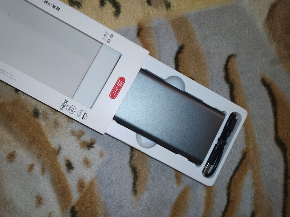 Продам повербанк BYZ на 10000mAh