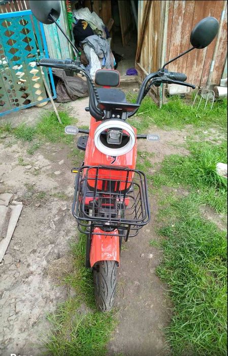 Електроскутер майже новий 24року