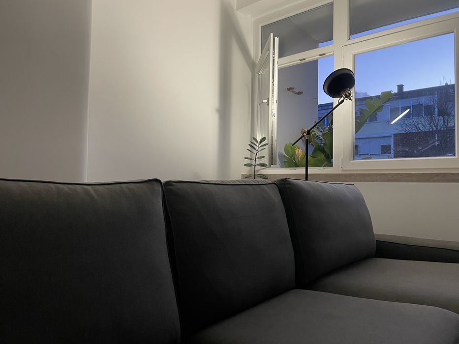 Sofá com chaise longue