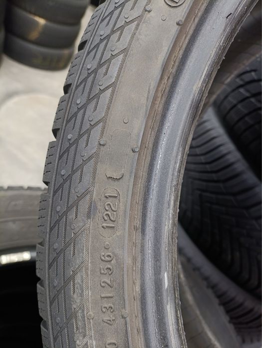 Пара зимової гуми 245/40/20 Nokian