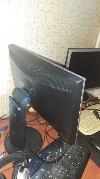 samsung 2043BW монітор