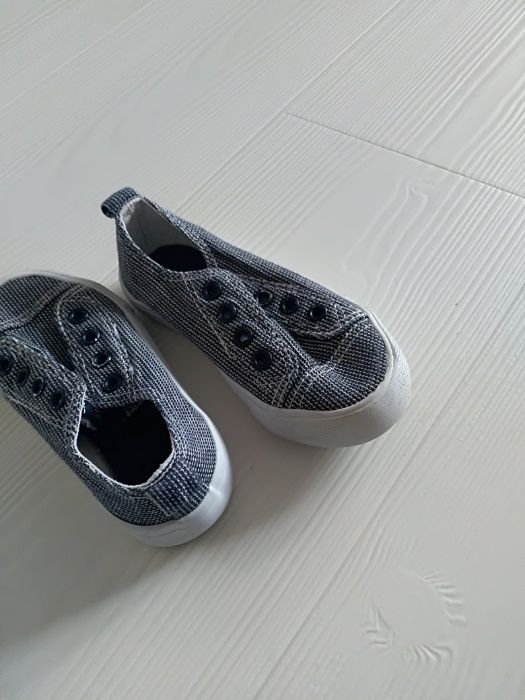 Buty trampki h&m r. 24 tenisowki granat