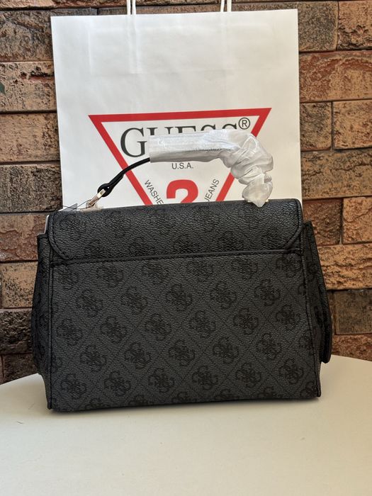 Сумка Guess кросбоді оригінал жіноча — zdjęcie 4