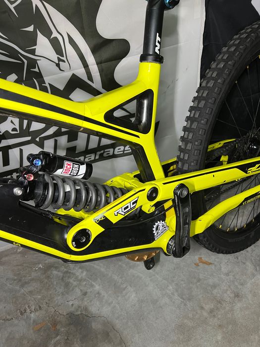 YT Tues 27.5 Downhill