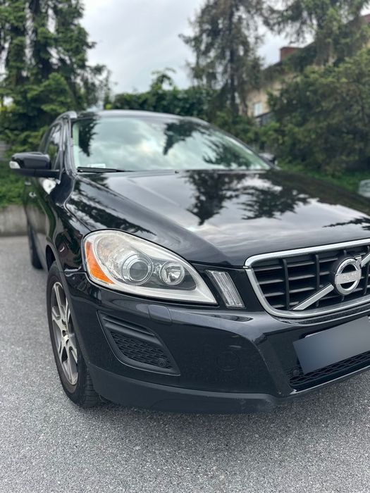Volvo XC 60 Volvo XC60 wersja Summum - bogate wyposażenie 2012 rok.