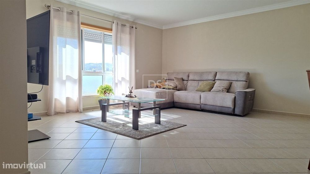 Apartamento T3 Venda em Carregado e Cadafais,Alenquer