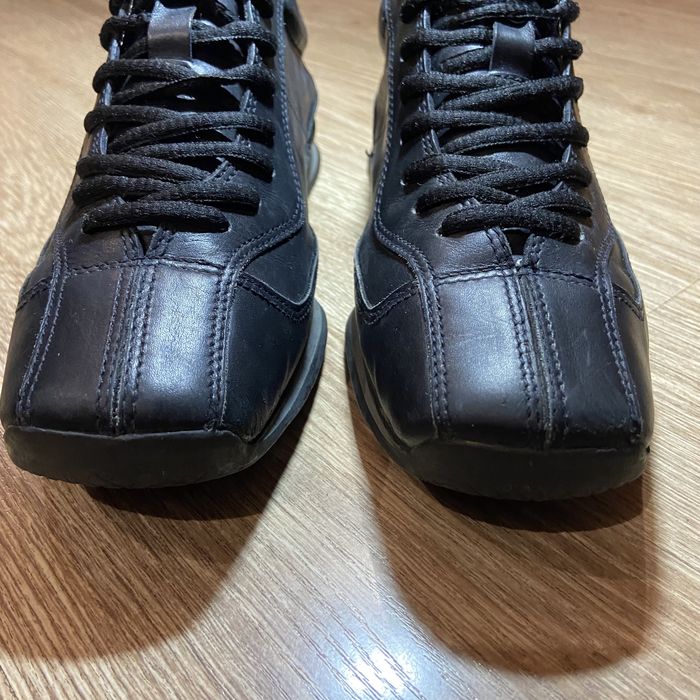 Prada leather взуття