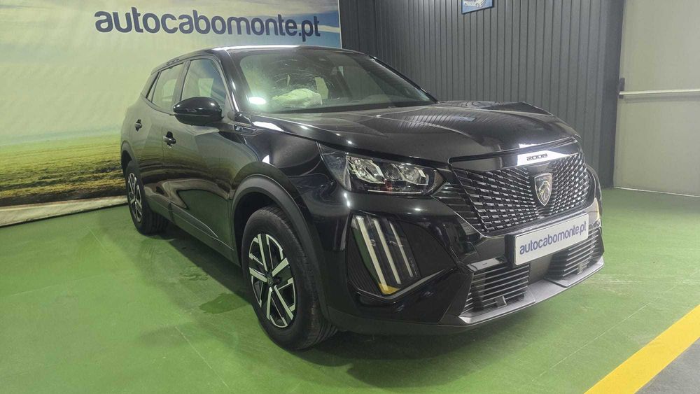 Peugeot e-2008 50 Kwh Active - Salvado