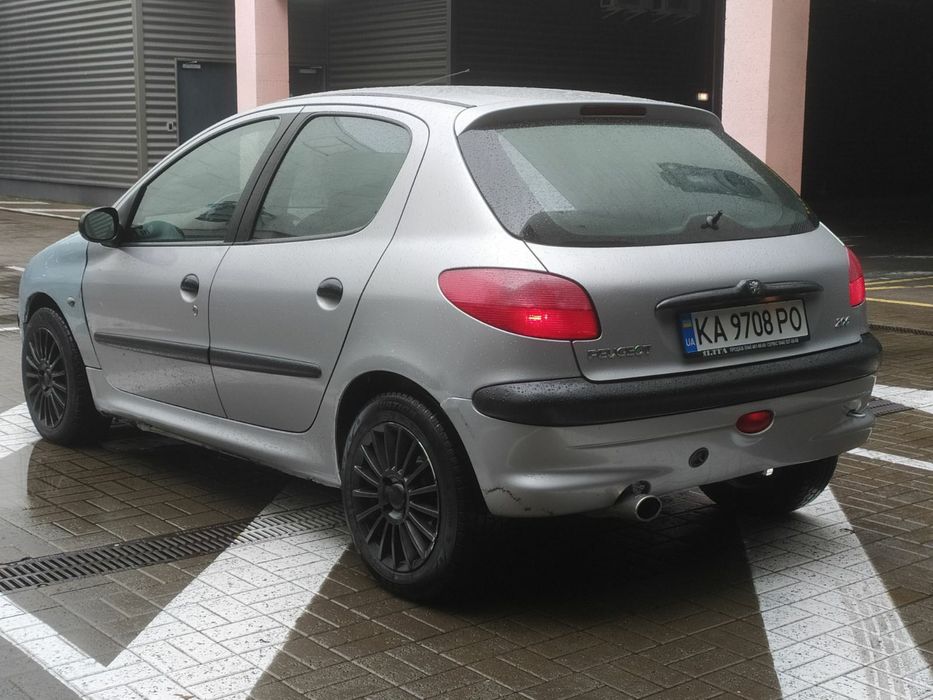 Peugeot 206 XR | 2001 рік | Газ/Бензин | Можливий обмін