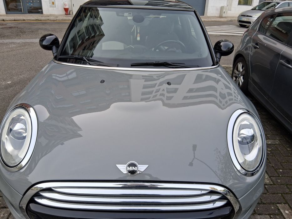 Selling MINI Cooper D64706102332673121