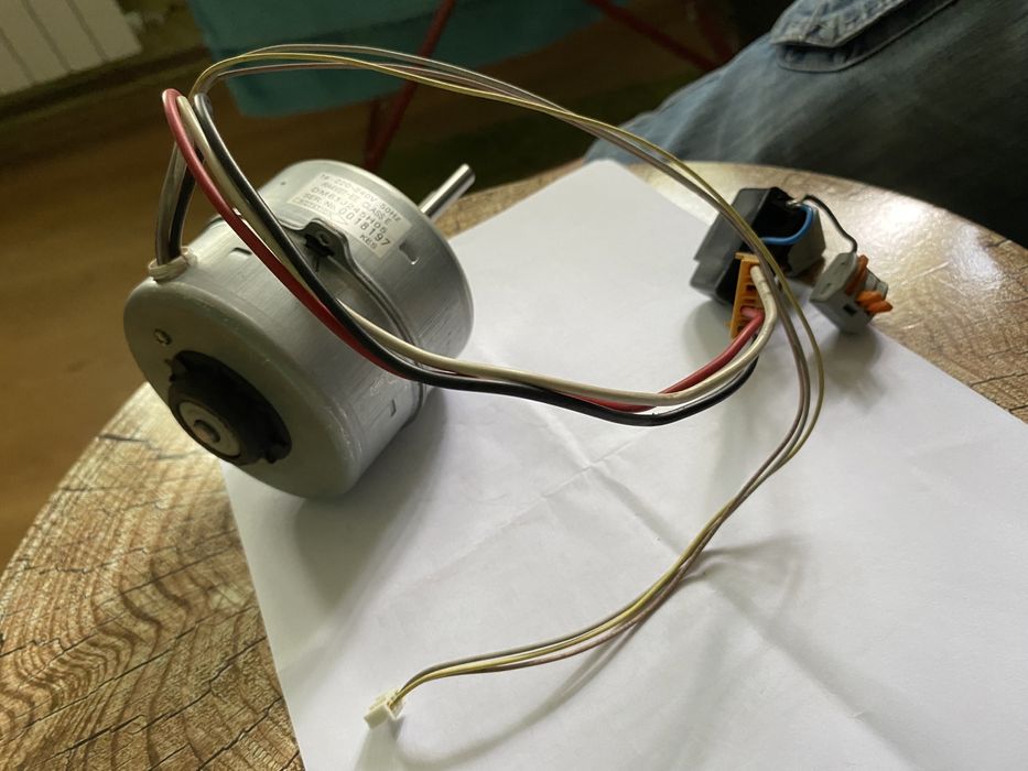 Silnik nadmuchu jednostki wewnętrznej MS-24RV . Łódź