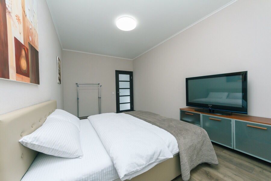 Скидки!!! Посуточно,Новая , Видовая квартира люкс Позняки, Пчелки