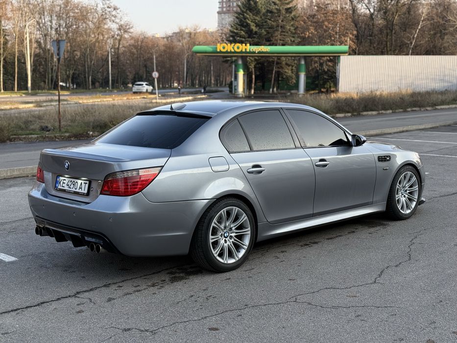 BMW 5 Series E60 530i
