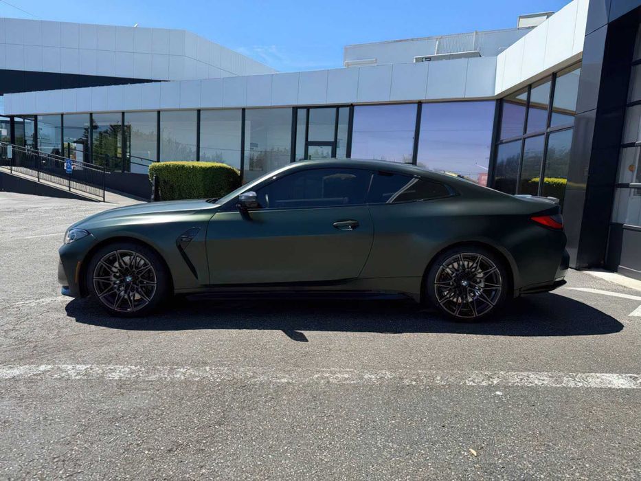 BMW M4 Competition xDrive      2024