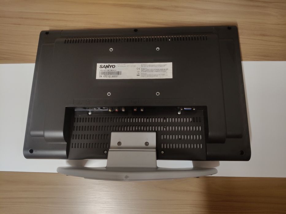 Televisão Sanyo CE 15L03 15"