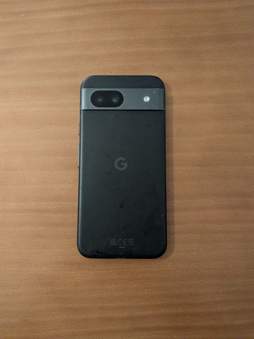 Google Pixel 8a 128 GB (Obsidiana) - ecrã partido, 100% funcional