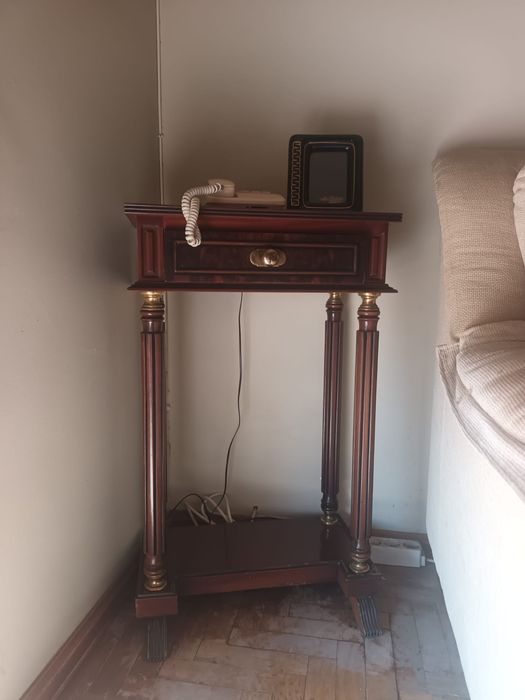 Mesa de apoio/Mesa de telefone