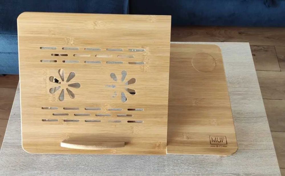 Столик для ноутбука з вентиляцією