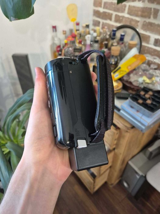 Canon LEGRIA HF R77 | bateria + ładowarka | w pełni sprawna