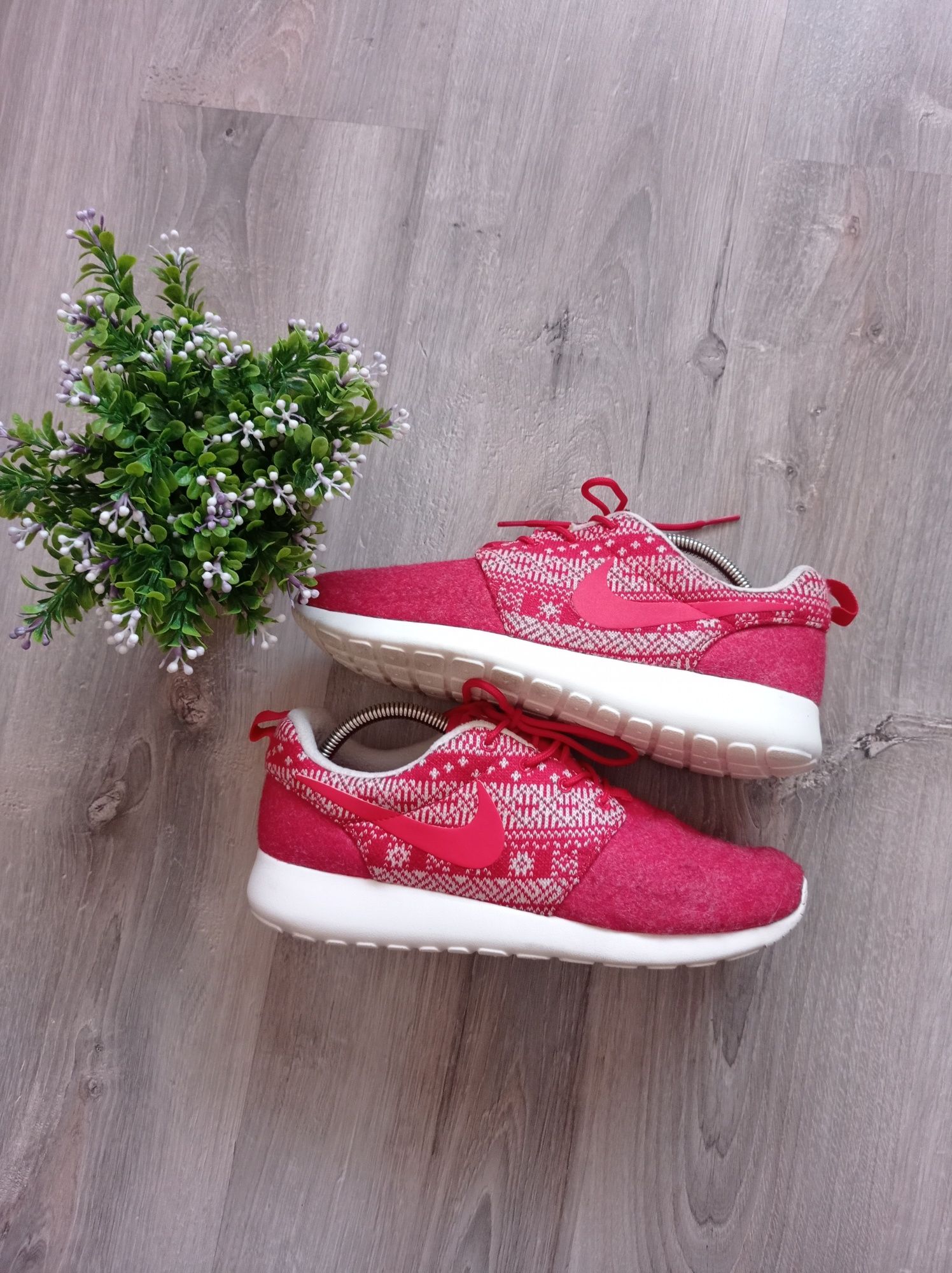 Roshe sales run winter