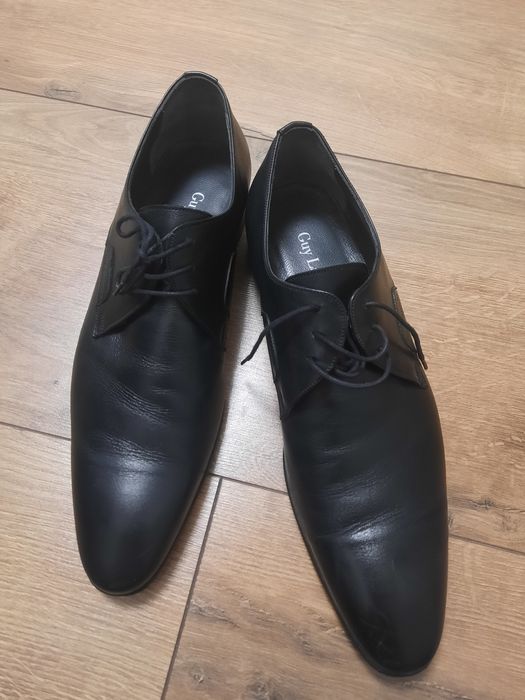 Продам мужские туфли Guy Laroche