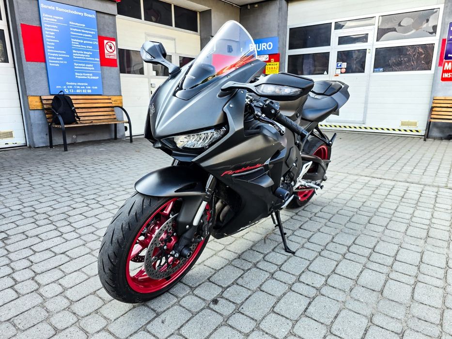 Honda CBR 1000 sc77