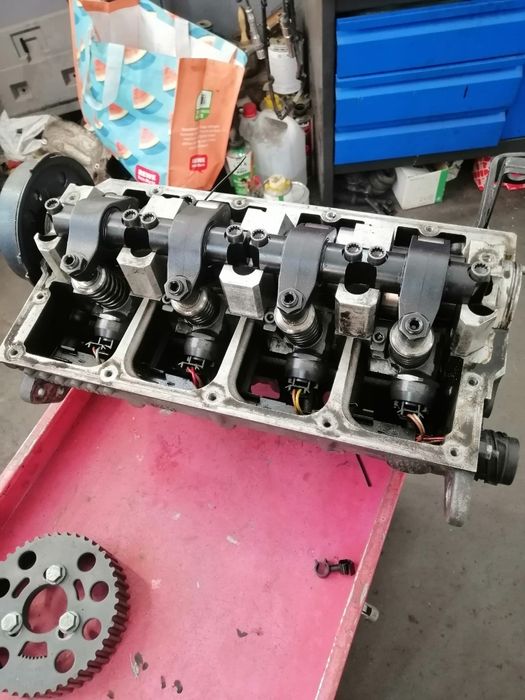 Głowica  golf5 seat Leon audi a3