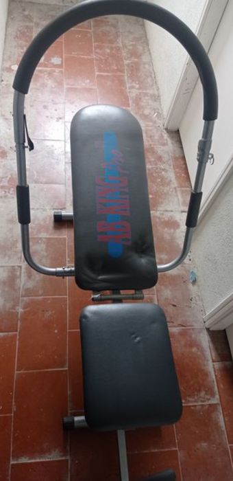 Máquina de abdominais como nova