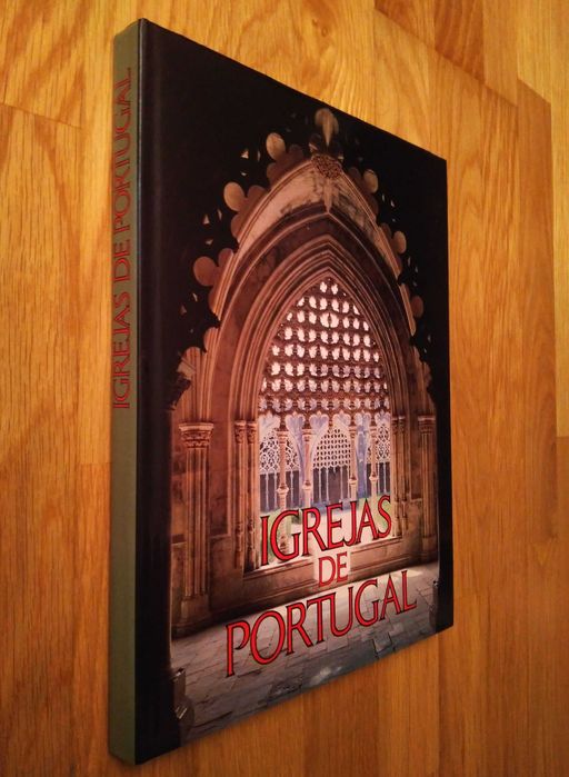 Carlos de Azevedo - Igrejas de Portugal