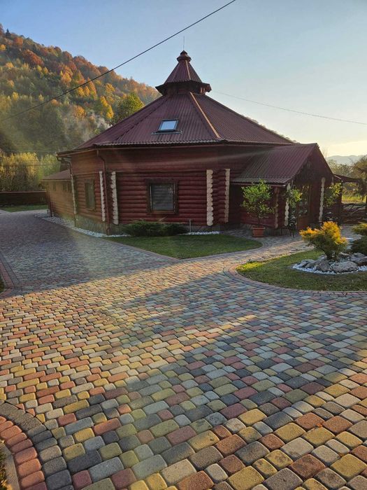 Продається ресторанний комплекс у Калинах